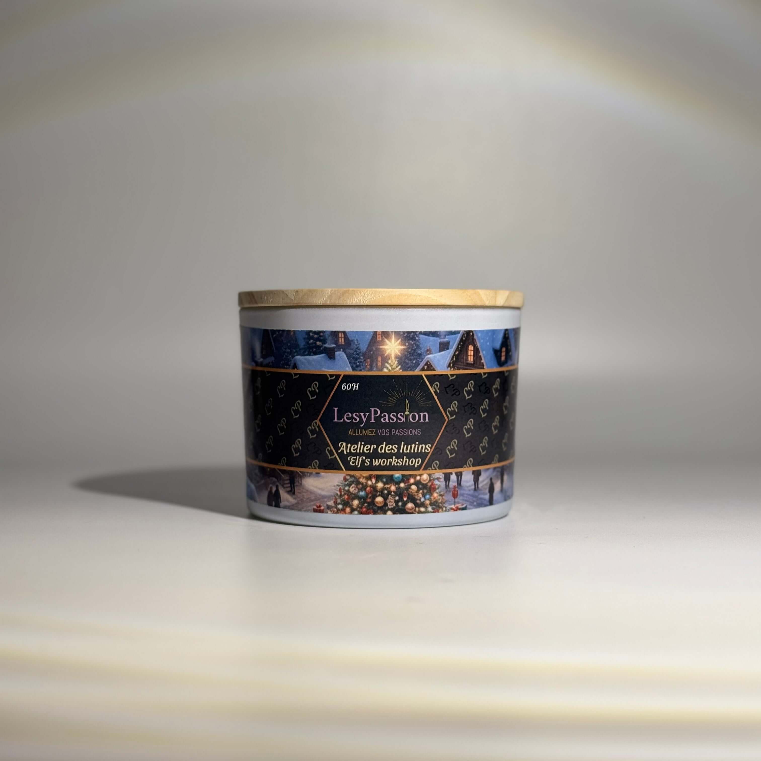 Chandelle en pot de 15oz à l'odeur féérique des lutins.